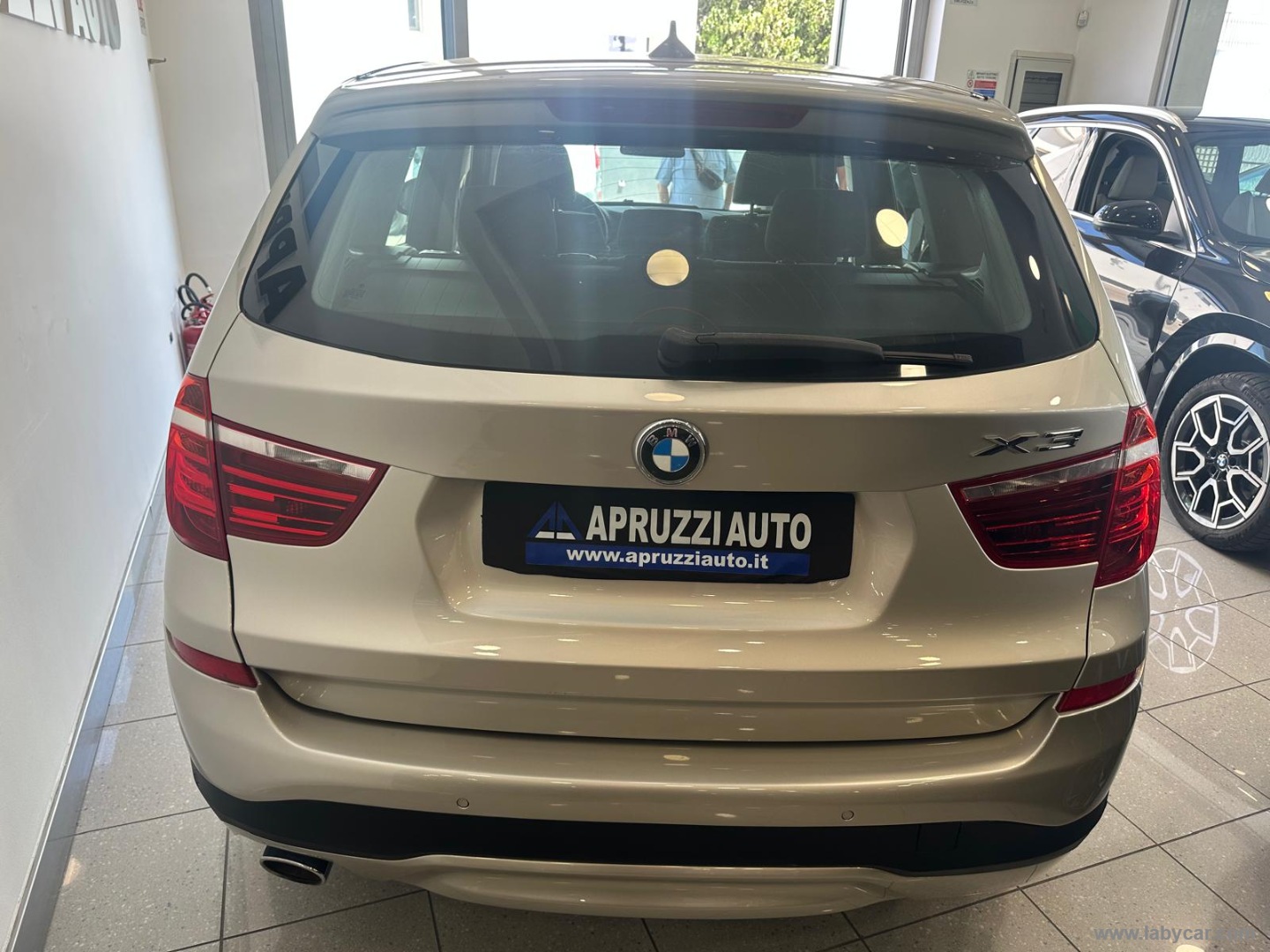 X3 xDrive20d Business aut. - immagine 21