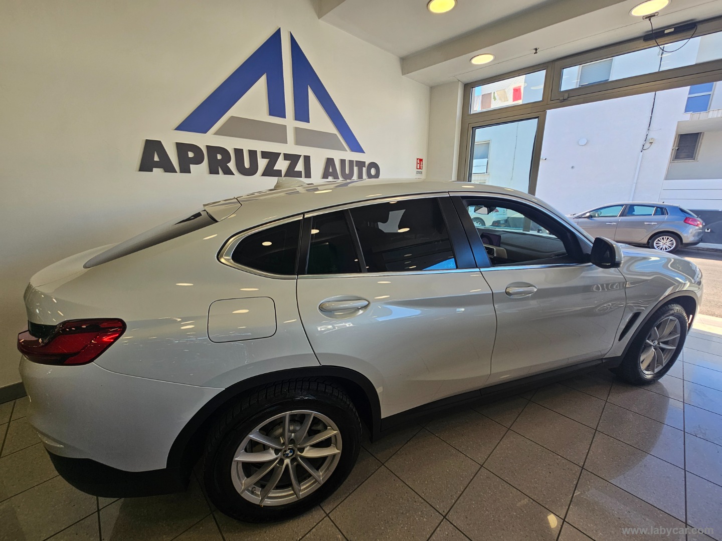 X4 xDrive20d Business Advantage - immagine 21