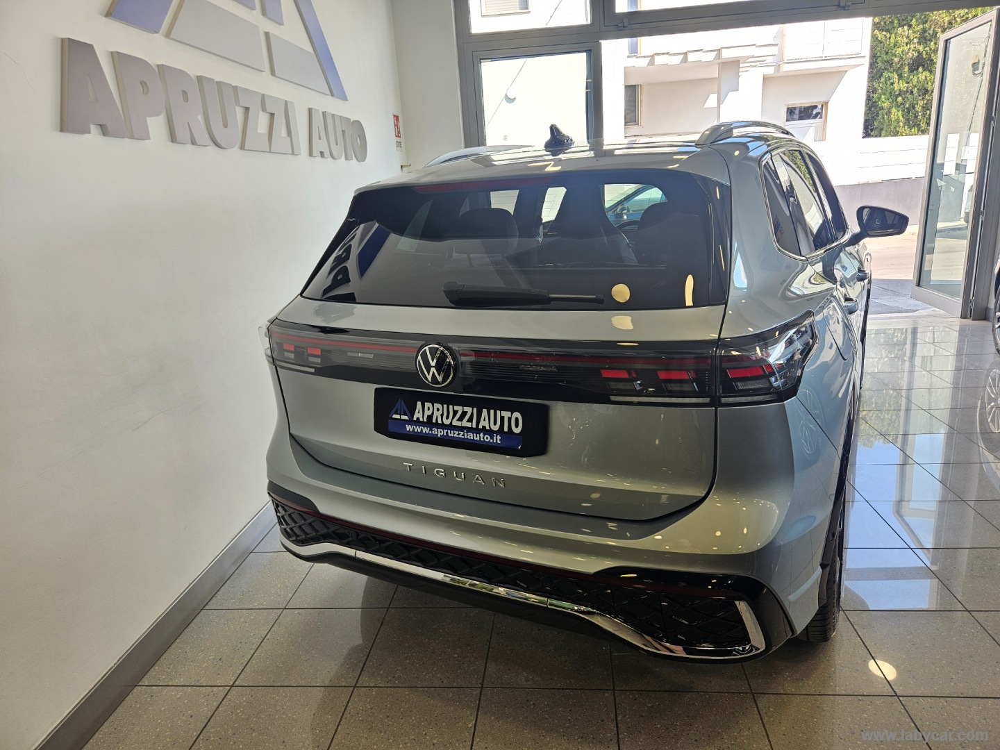 Tiguan 2.0 TDI 150CV SCR DSG R-Line - immagine 21