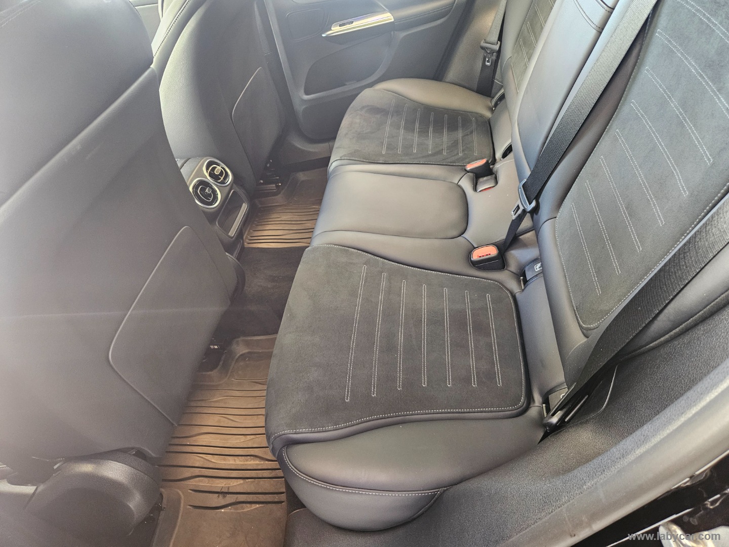 GLC 220 d 4Matic AMG Line Premium - immagine 21