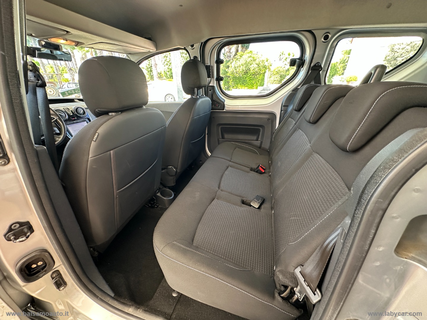 Dokker 1.6 8V 100 CV S&S GPL Essential - immagine 21