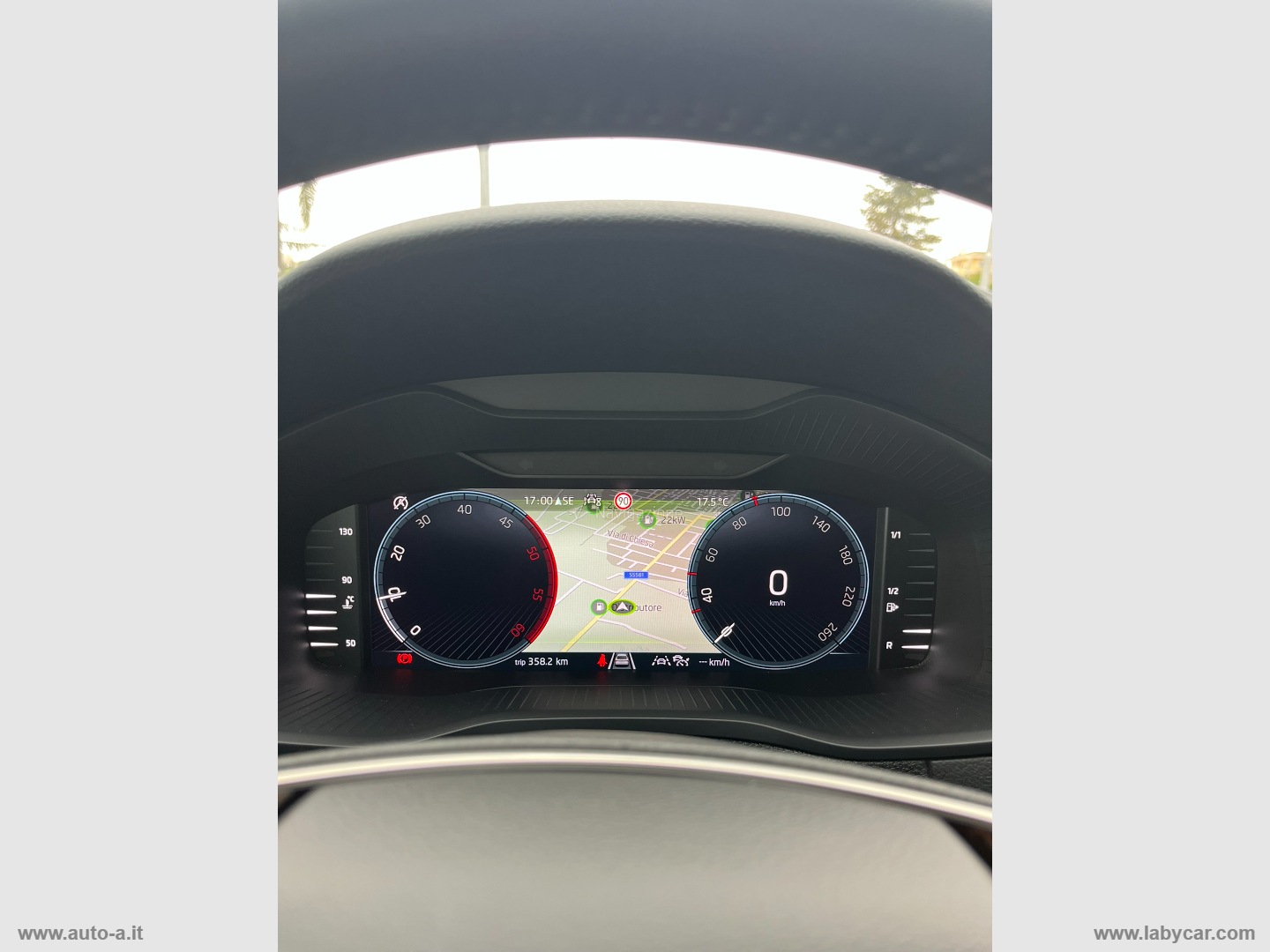 Karoq 2.0 TDI 115 CV Selection - immagine 21