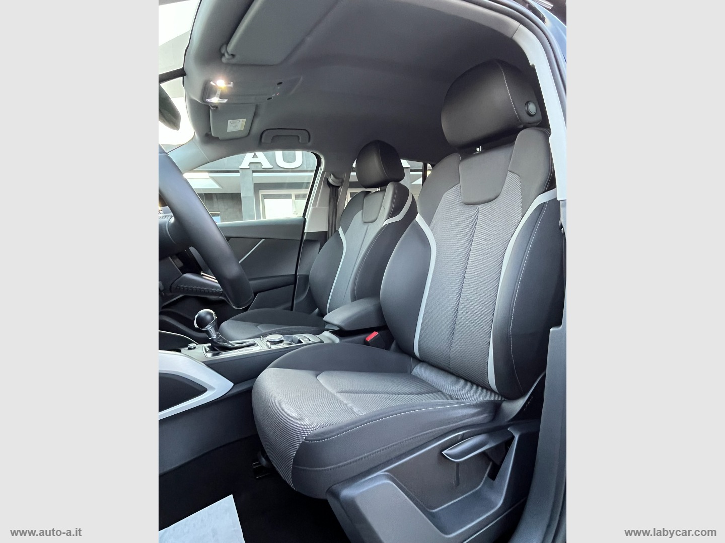 Q2 30 TDI S tronic Admired - immagine 21