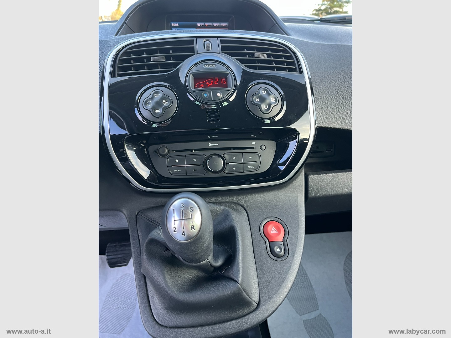Kangoo 1.5 dCi 90 CV 5p. S&S Live - immagine 21