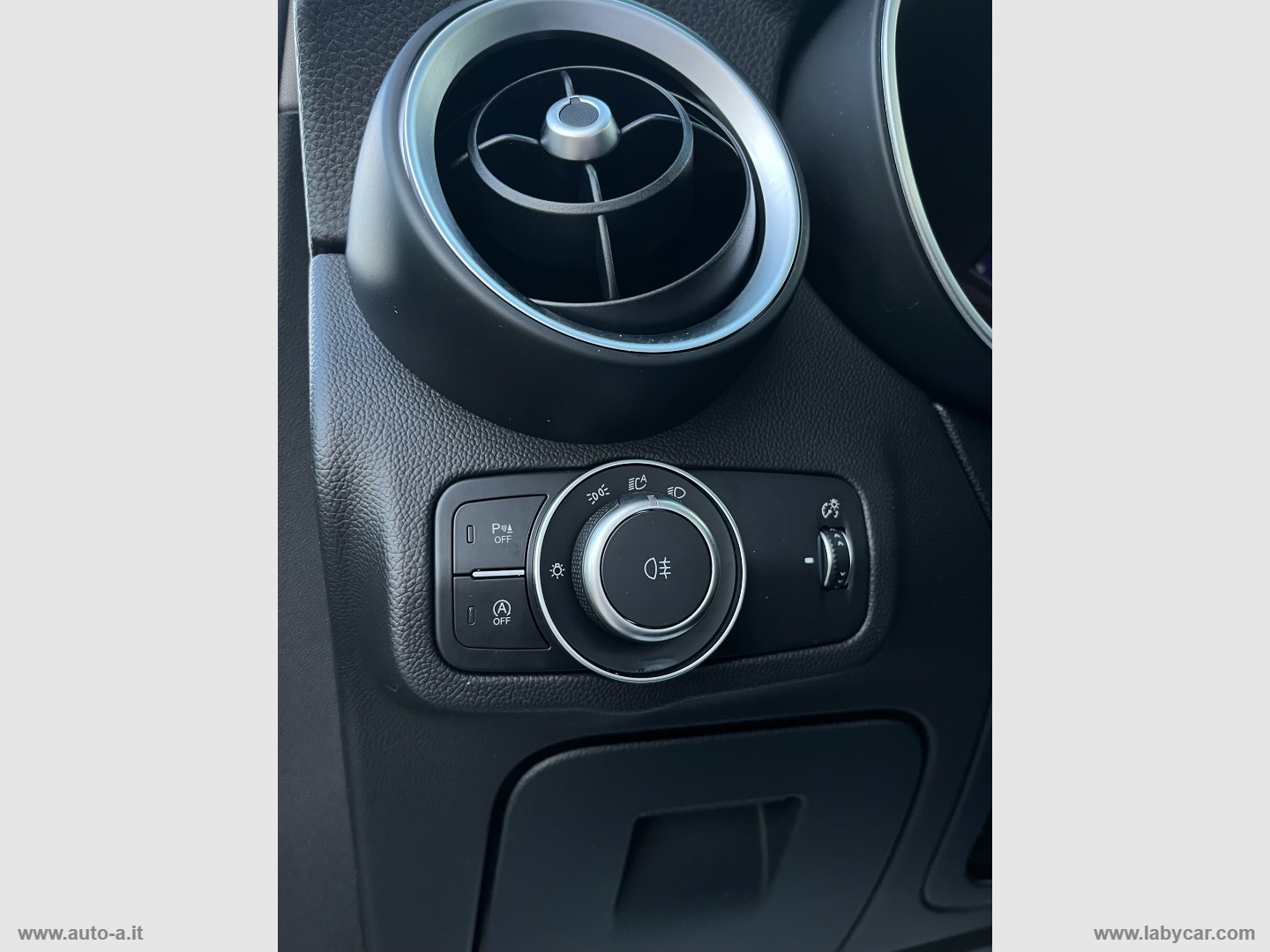 Stelvio 2.2 T.diesel 190 CV AT8 Q4 BUSINESS - immagine 21