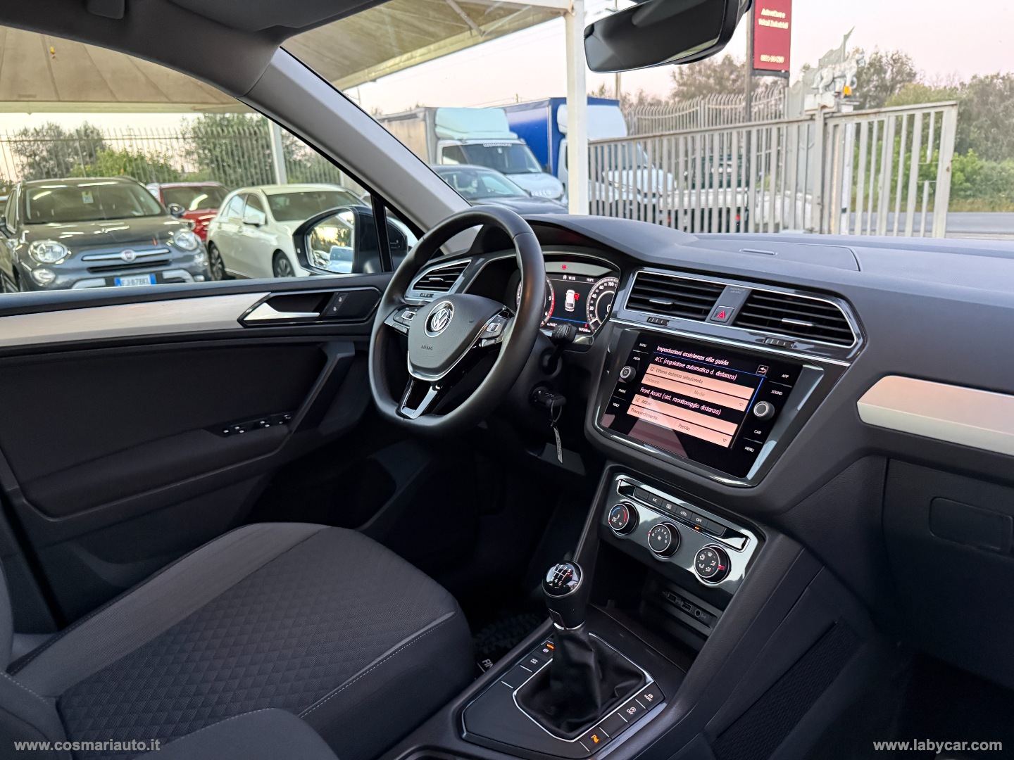 Tiguan 1.6 TDI R LINE EXTERIOR PACK - immagine 21