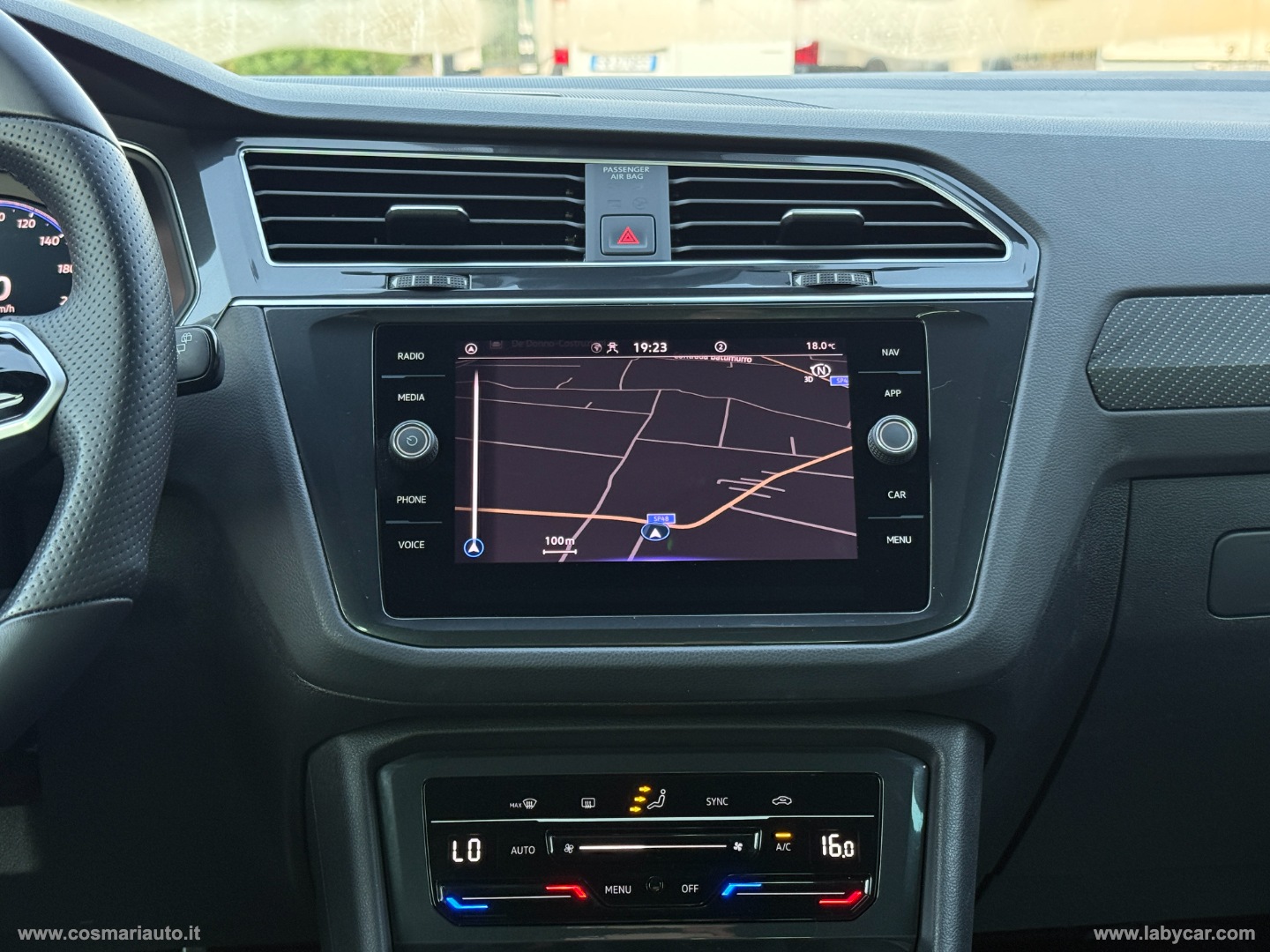 Tiguan 2.0 TDI 150CV DSG R-Line 2023 LUCI AMBIENTE - immagine 21