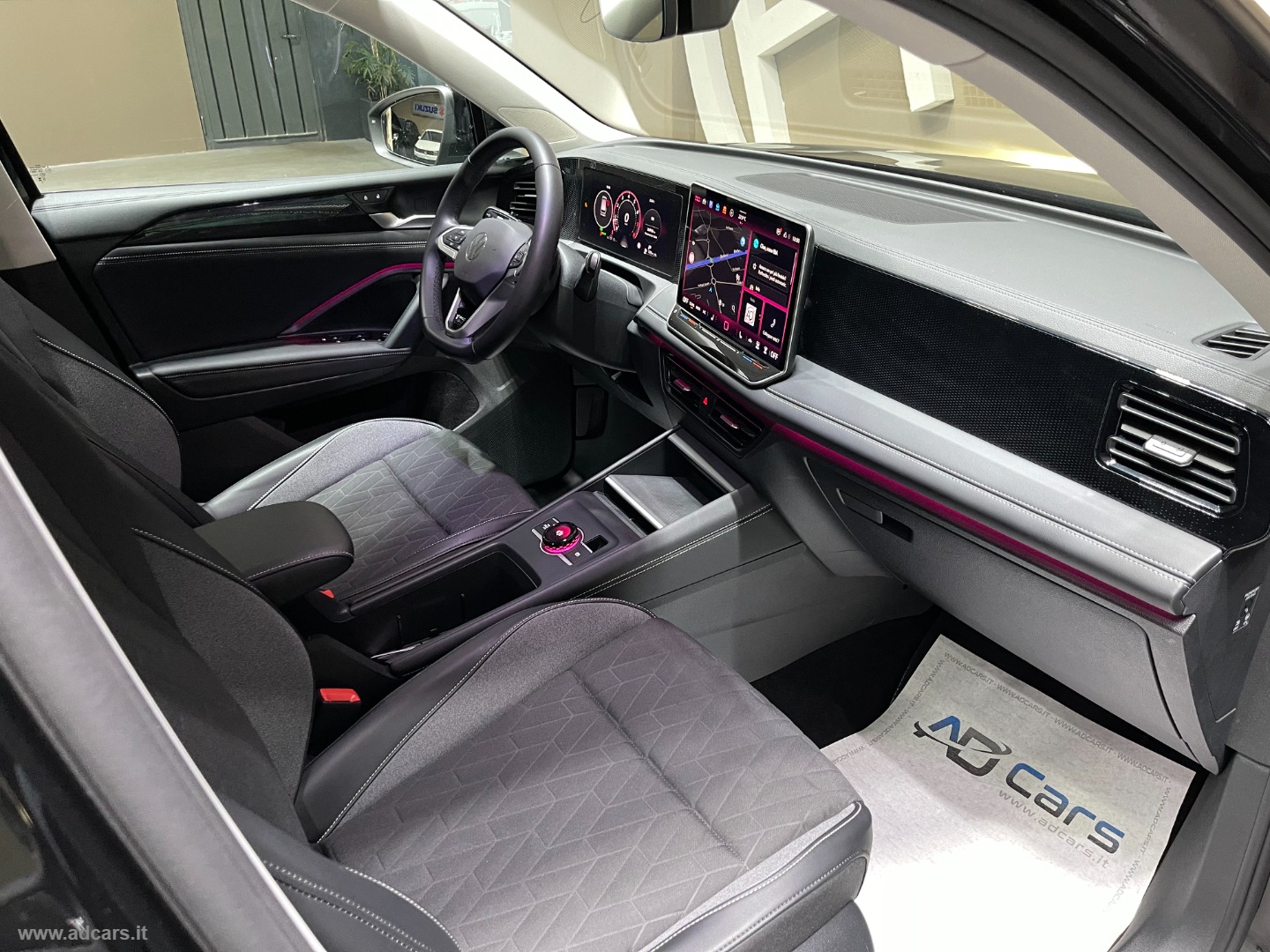 Tiguan 1.5 eTSI 150 CV DSG Life *TELECAMERA 360*PACK LUCI* - immagine 21