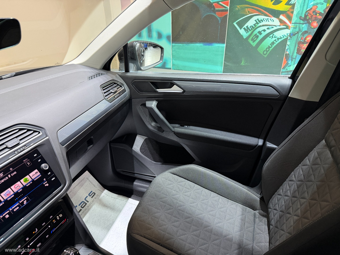Tiguan 2.0 TDI 150CV SCR DSG Life *CAMBIO AUT*CLIMA 3 ZONE* - immagine 21