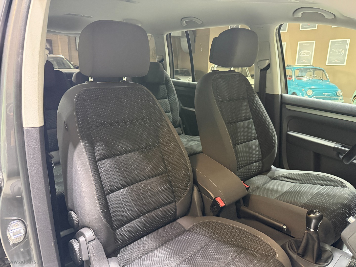 Touran Business 1.6 TDI Comfortline BMT *7 POSTI* - immagine 21
