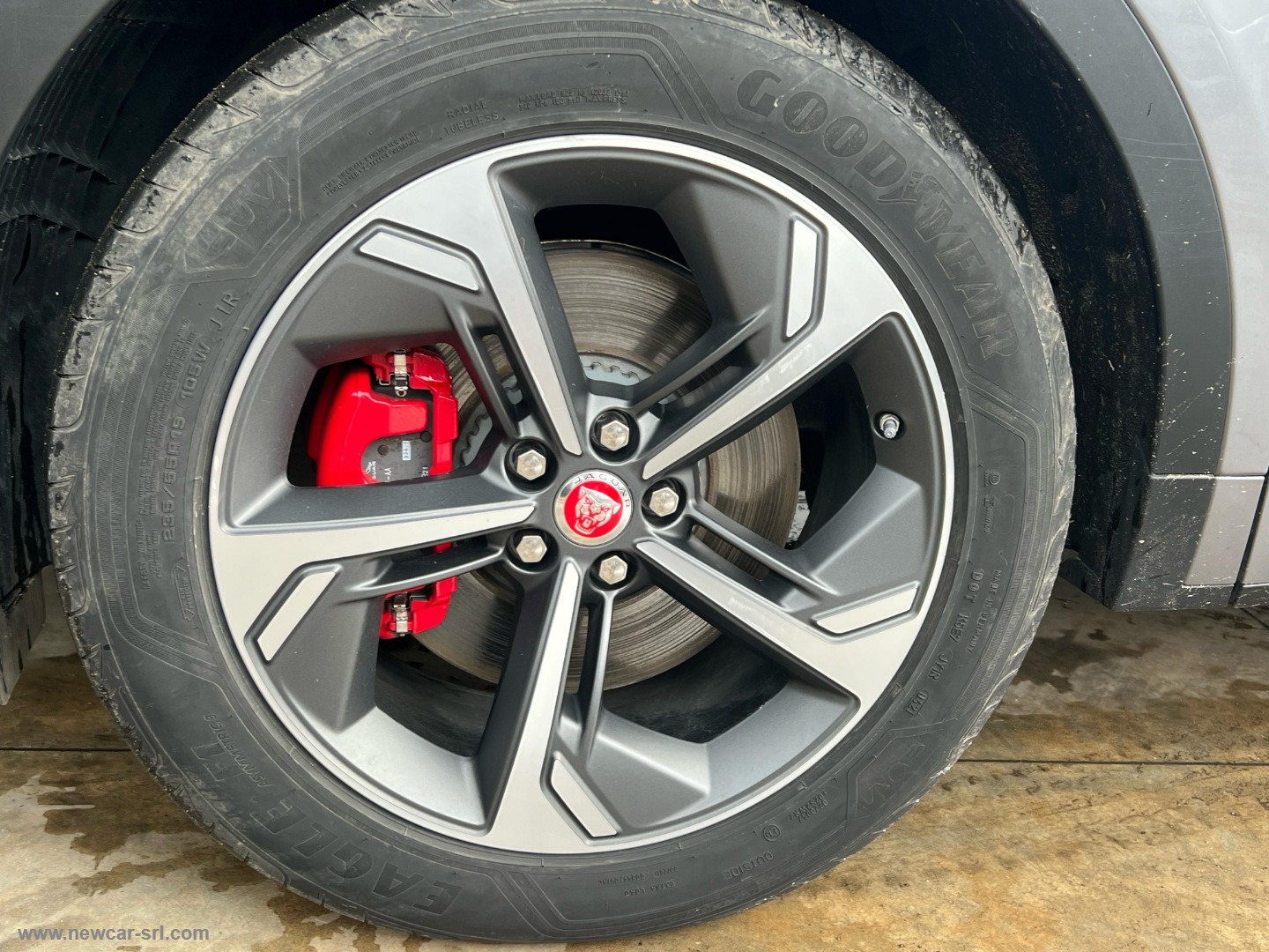 E-Pace 2.0D I4 163 CV AWD Auto - immagine 21