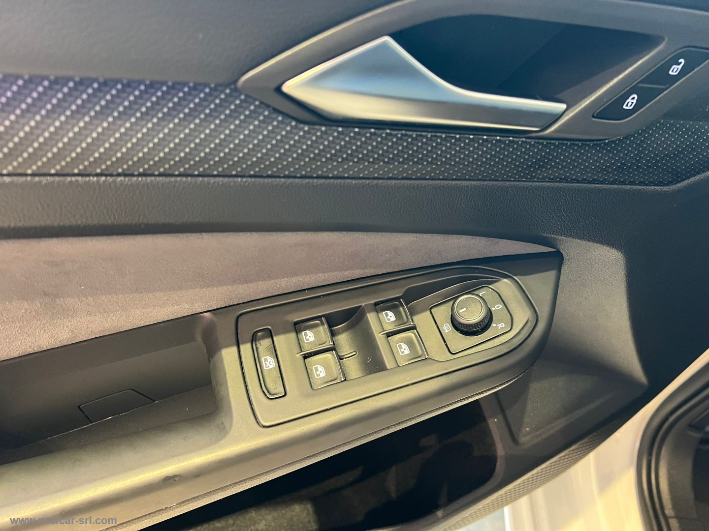 Golf 2.0 TSI R DSG 4Motion - immagine 21