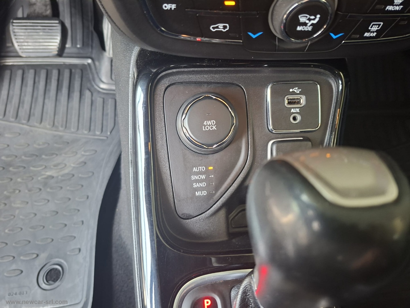 Compass 2.0 Mjt II aut. 4WD Limited - immagine 21