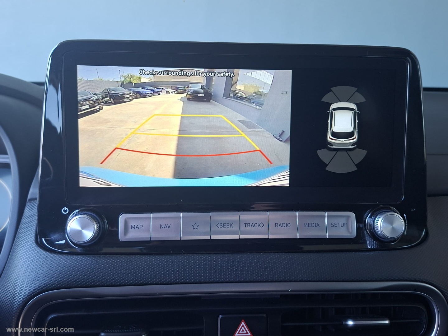 Kona EV 64 kWh XClass - immagine 21