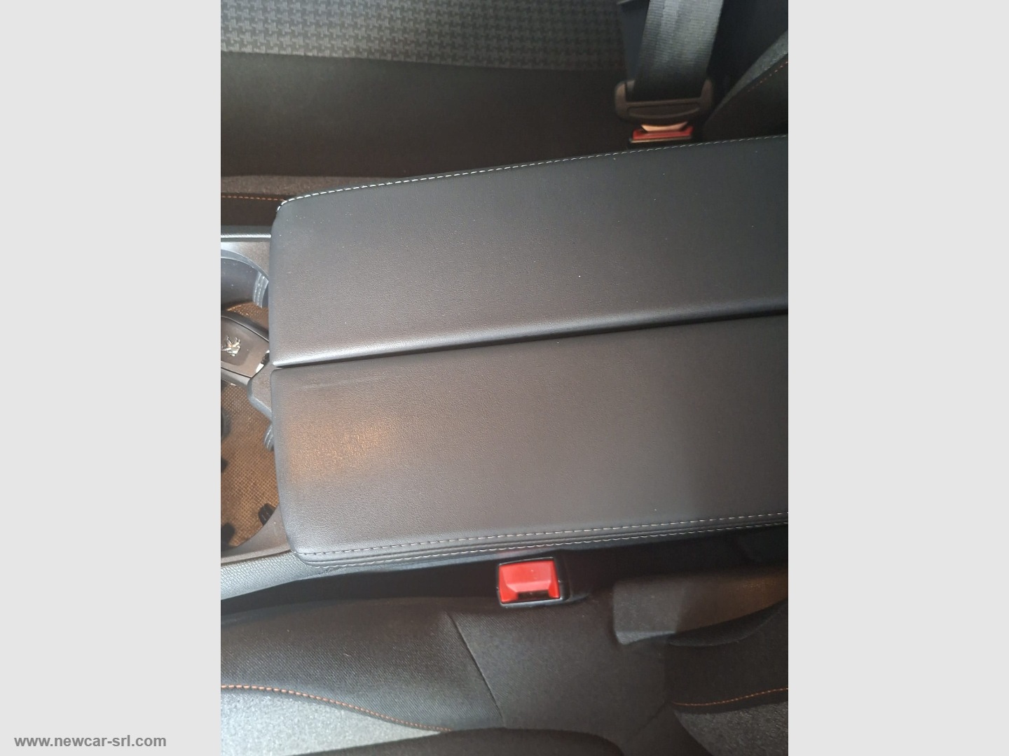 3008 BlueHDi 130 S&S Active Pack - immagine 21