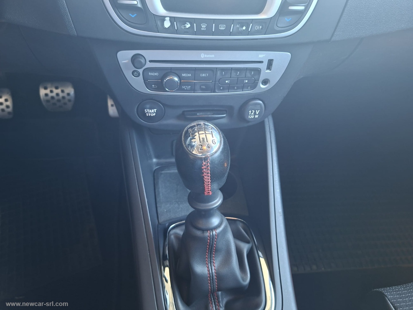 Mégane 1.5 dCi 110 CV SporTour Wave - immagine 21