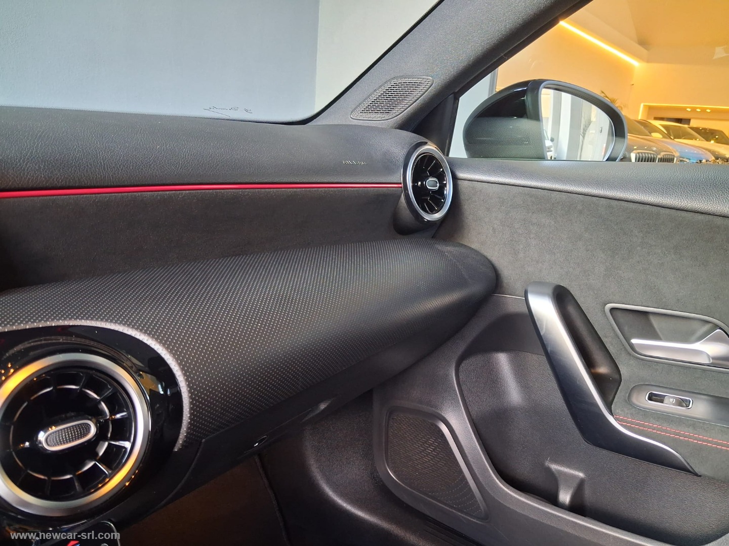 A 200 Automatic Executive - immagine 21
