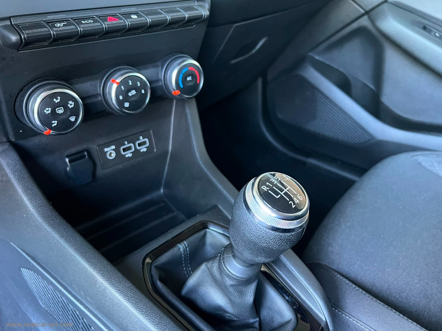 Clio TCe 90 CV 5p. Equilibre - immagine 21