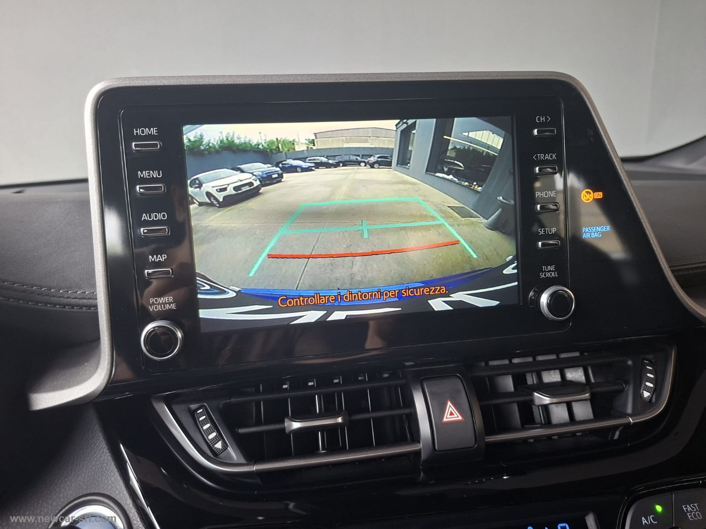 C-HR 1.8 Hybrid E-CVT Active - immagine 21