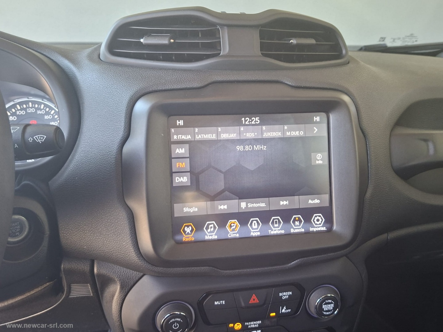 Renegade 1.6 Mjt 130CV Longitude - immagine 21