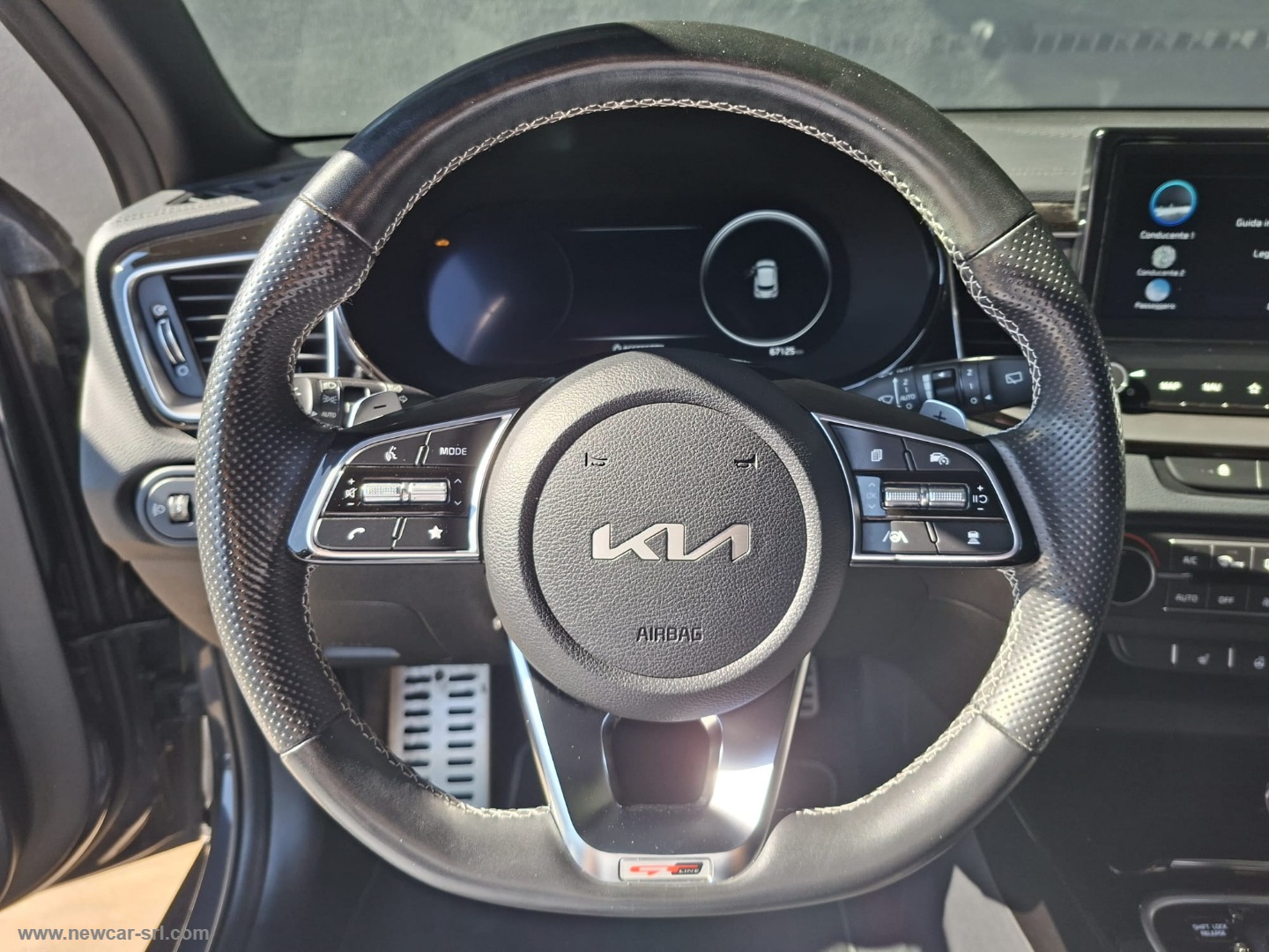 Xceed 1.6 CRDi 136 CV MHEV DCT GT-Line - immagine 21