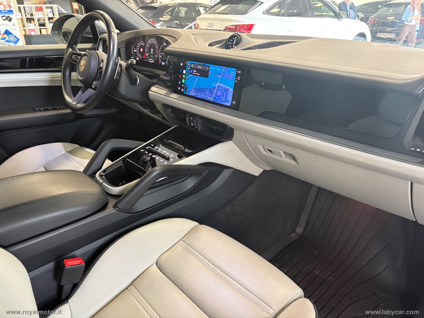 Cayenne Coup? 3.0 V6 E-Hybrid - immagine 21