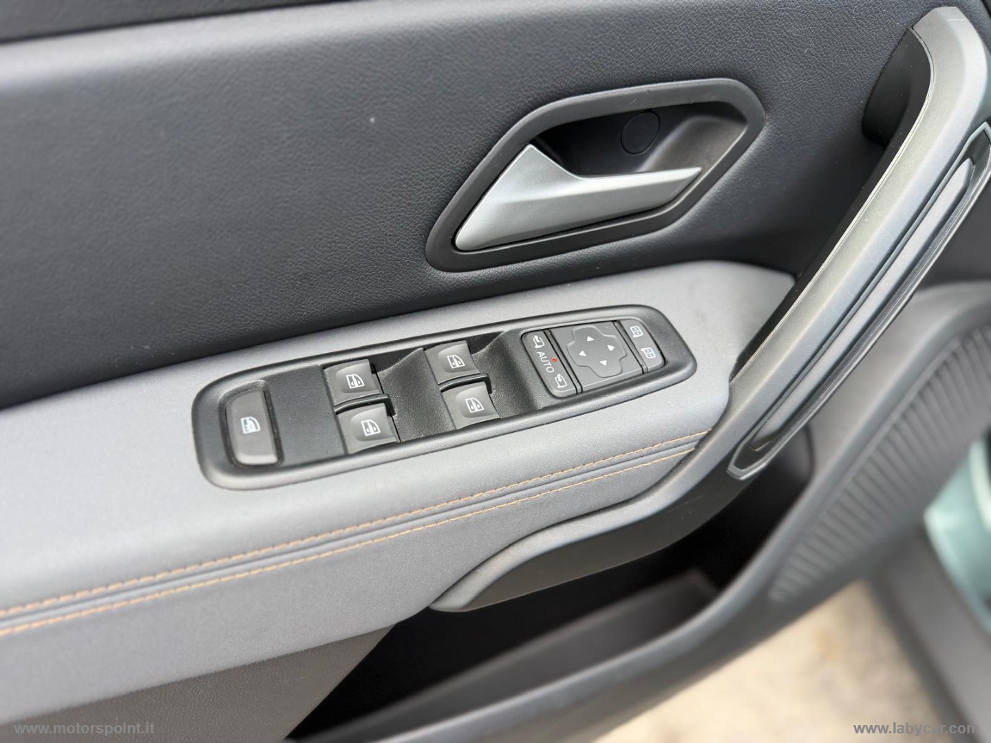 Duster 1.5 Blue dCi 8V 115CV 4x2 Extreme - immagine 21