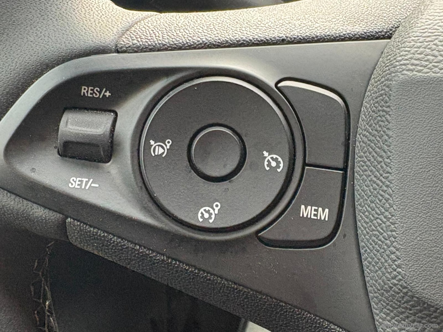 Corsa 1.2 100 CV GS - immagine 21