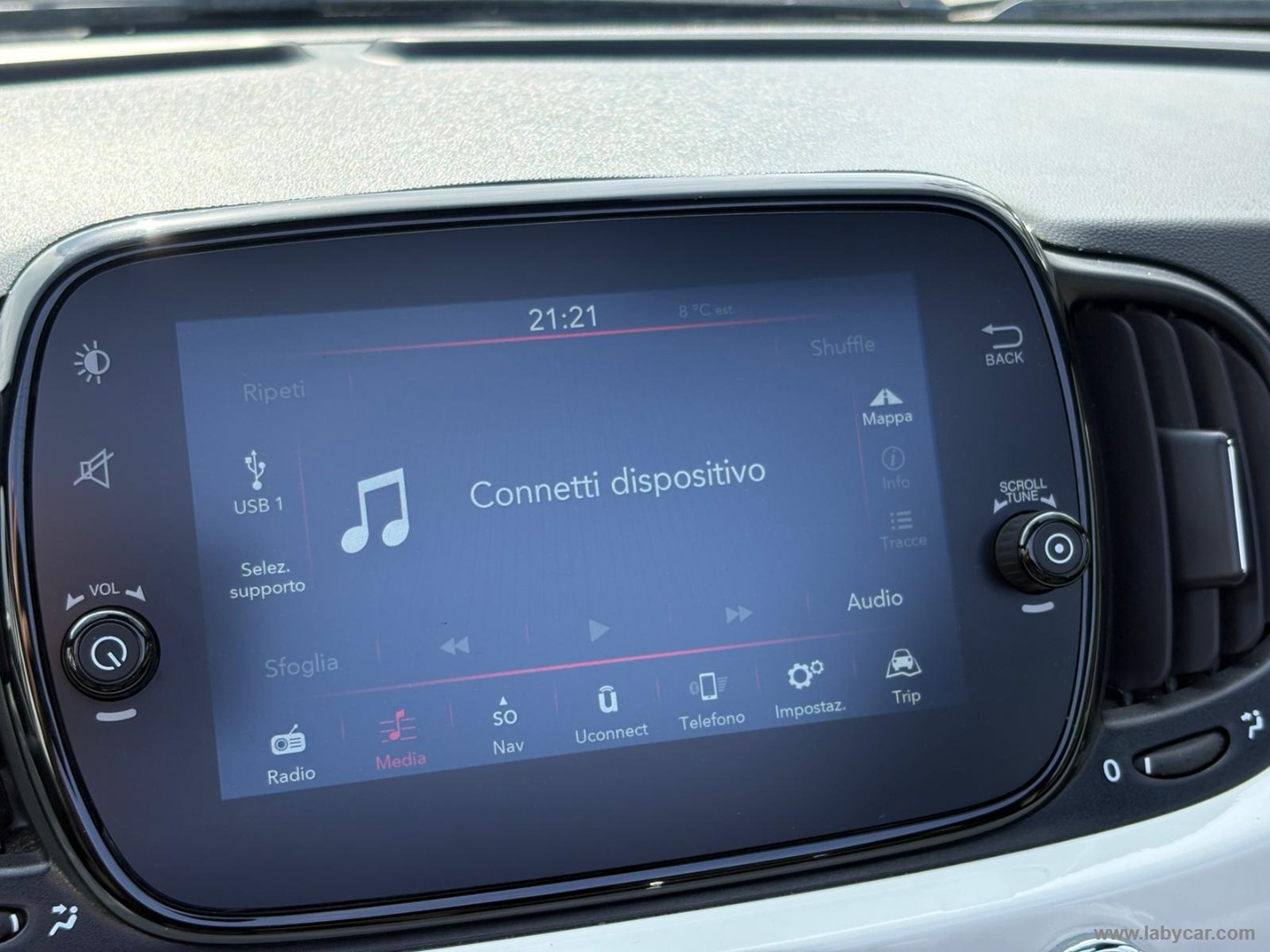 500 C 1.0 Hybrid Dolcevita - immagine 21