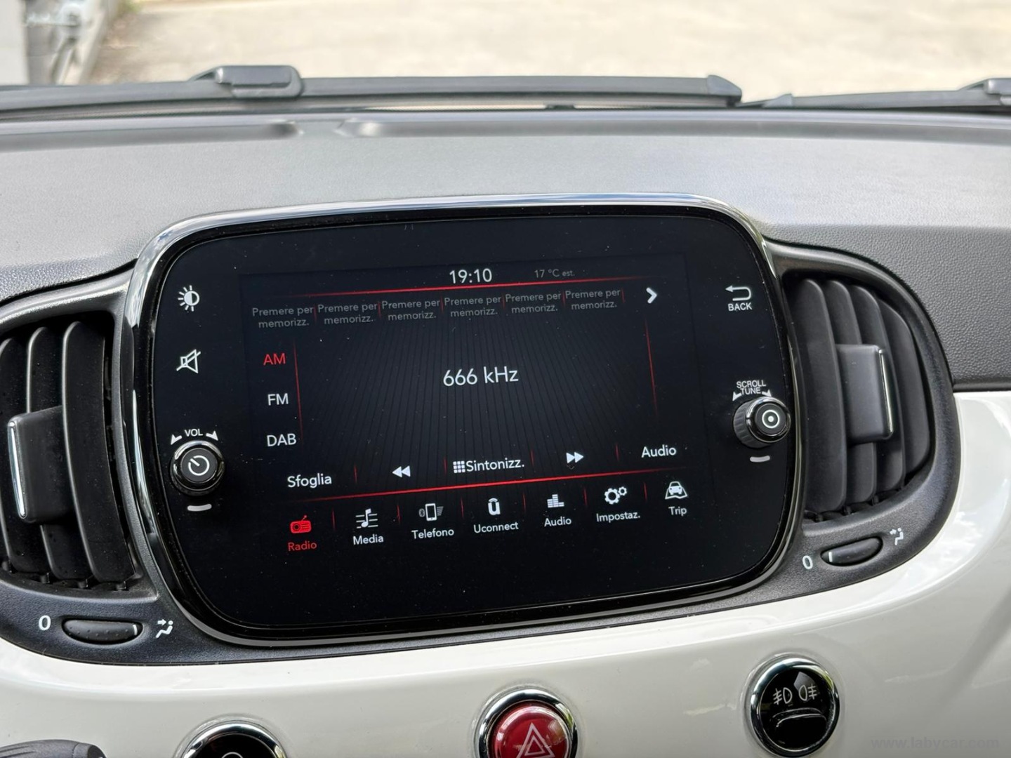 500 C 1.0 Hybrid Dolcevita - immagine 21