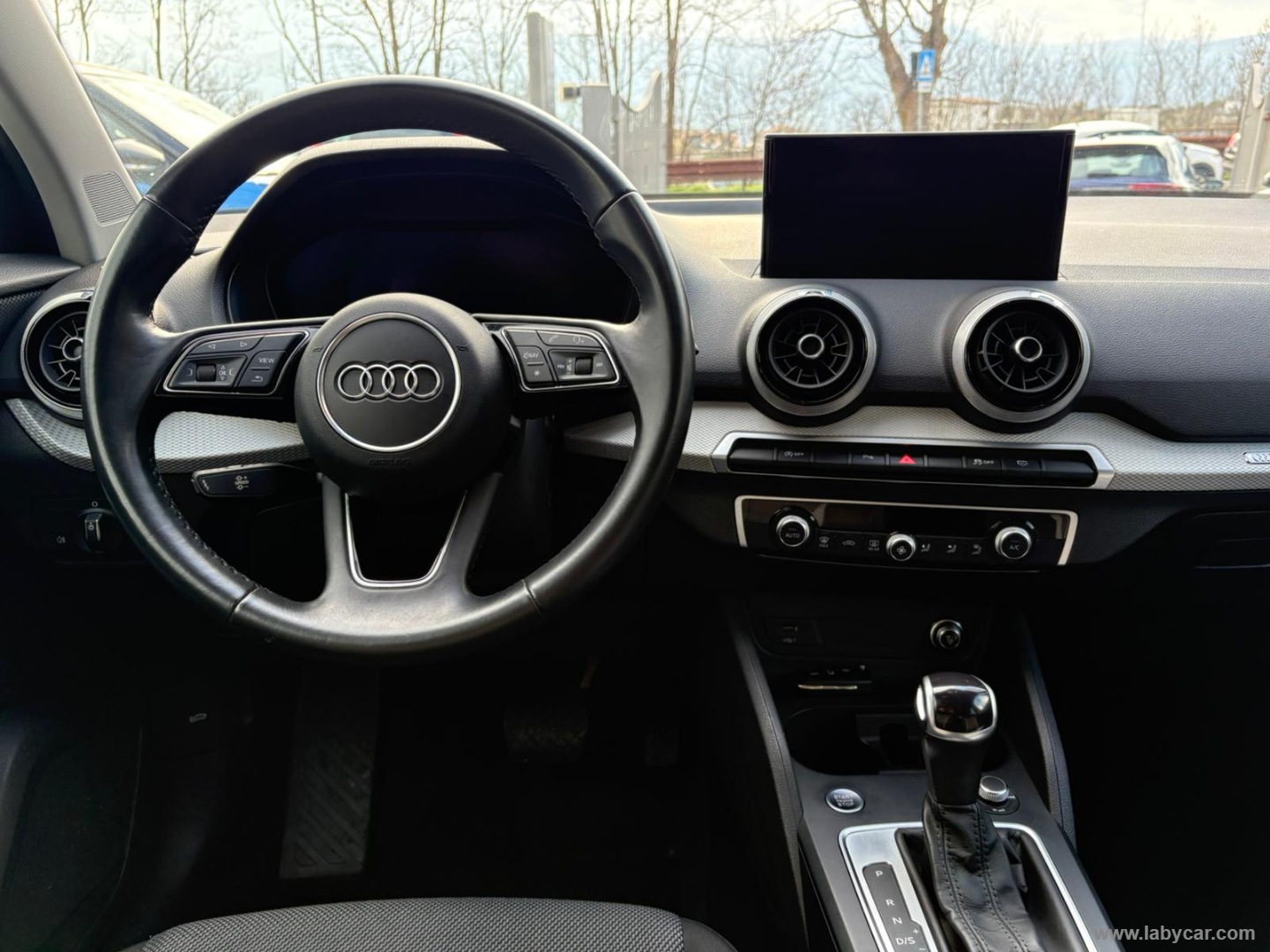 Q2 30 TDI S tronic Business Plus - immagine 21