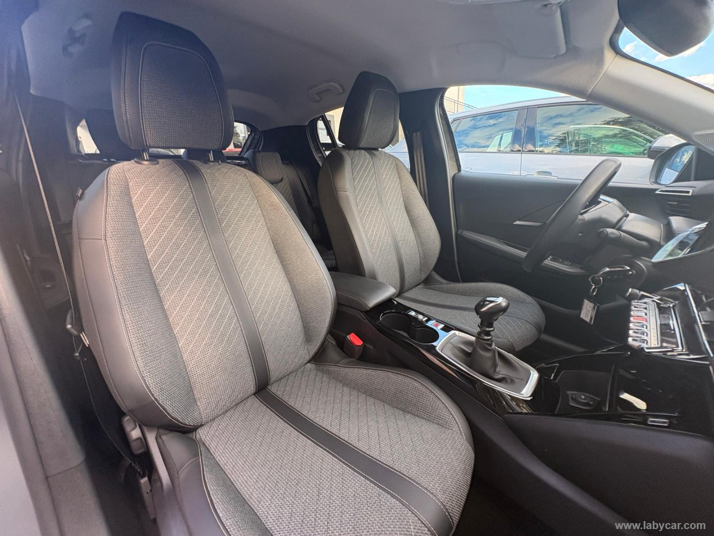 Peugeot 208 PureTech 100 S&S 5p. Allure - Immagine 21
