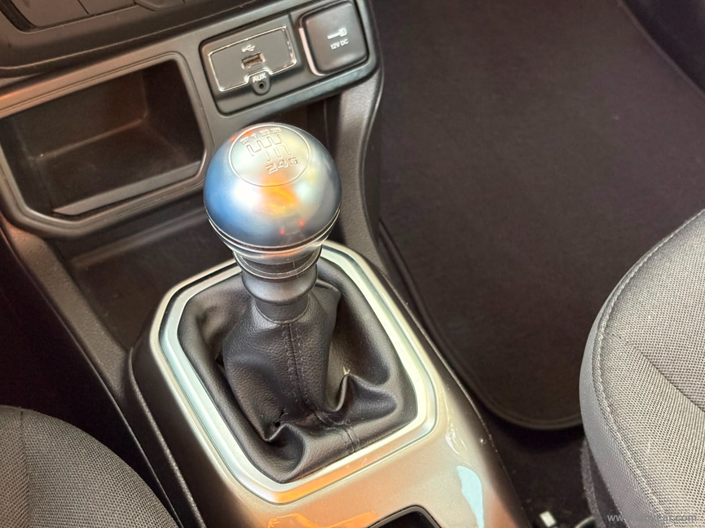 Jeep Renegade 1.6 Mjt 130CV Limited - Immagine 21