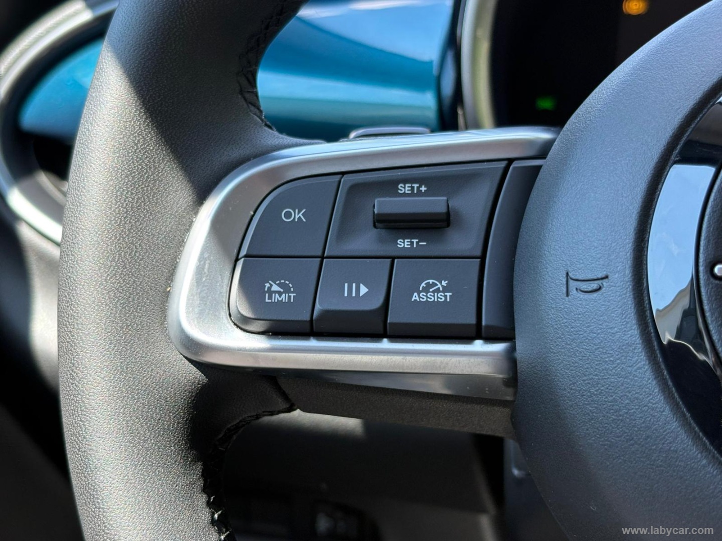 Fiat 600 Hybrid 145 CV DCT MHEV Icon - Immagine 21
