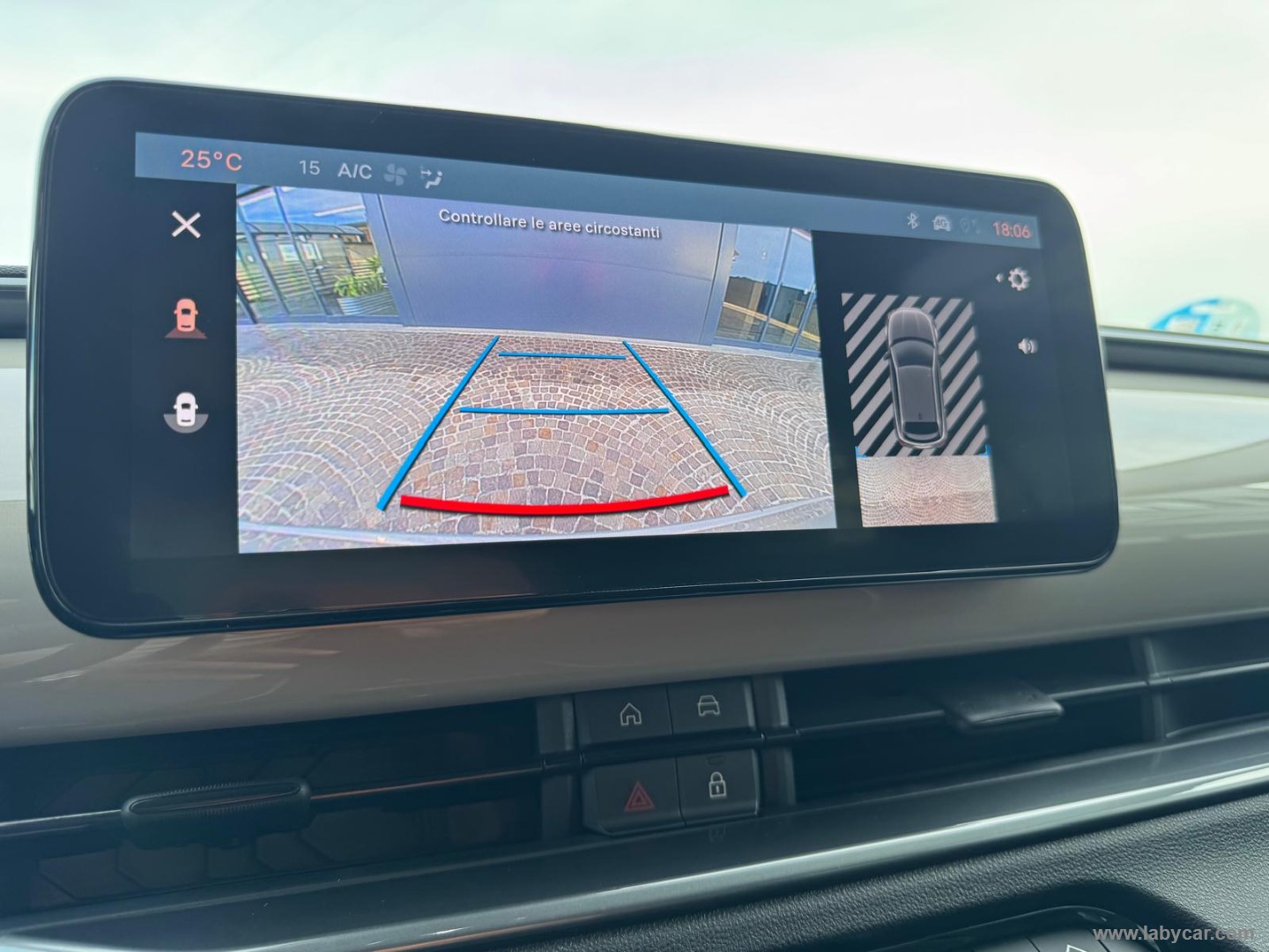 600 Hybrid 145 CV DCT MHEV Icon - immagine 21