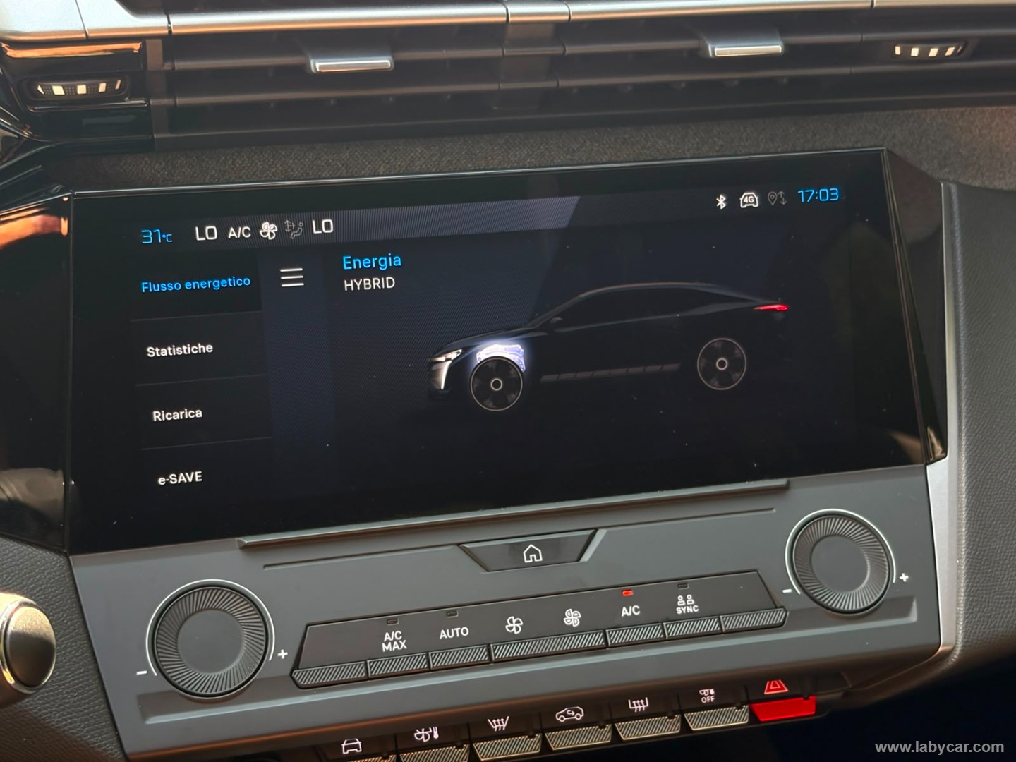 Peugeot 408 Plug-in Hybrid 225 e-EAT8 Allure - Immagine 21