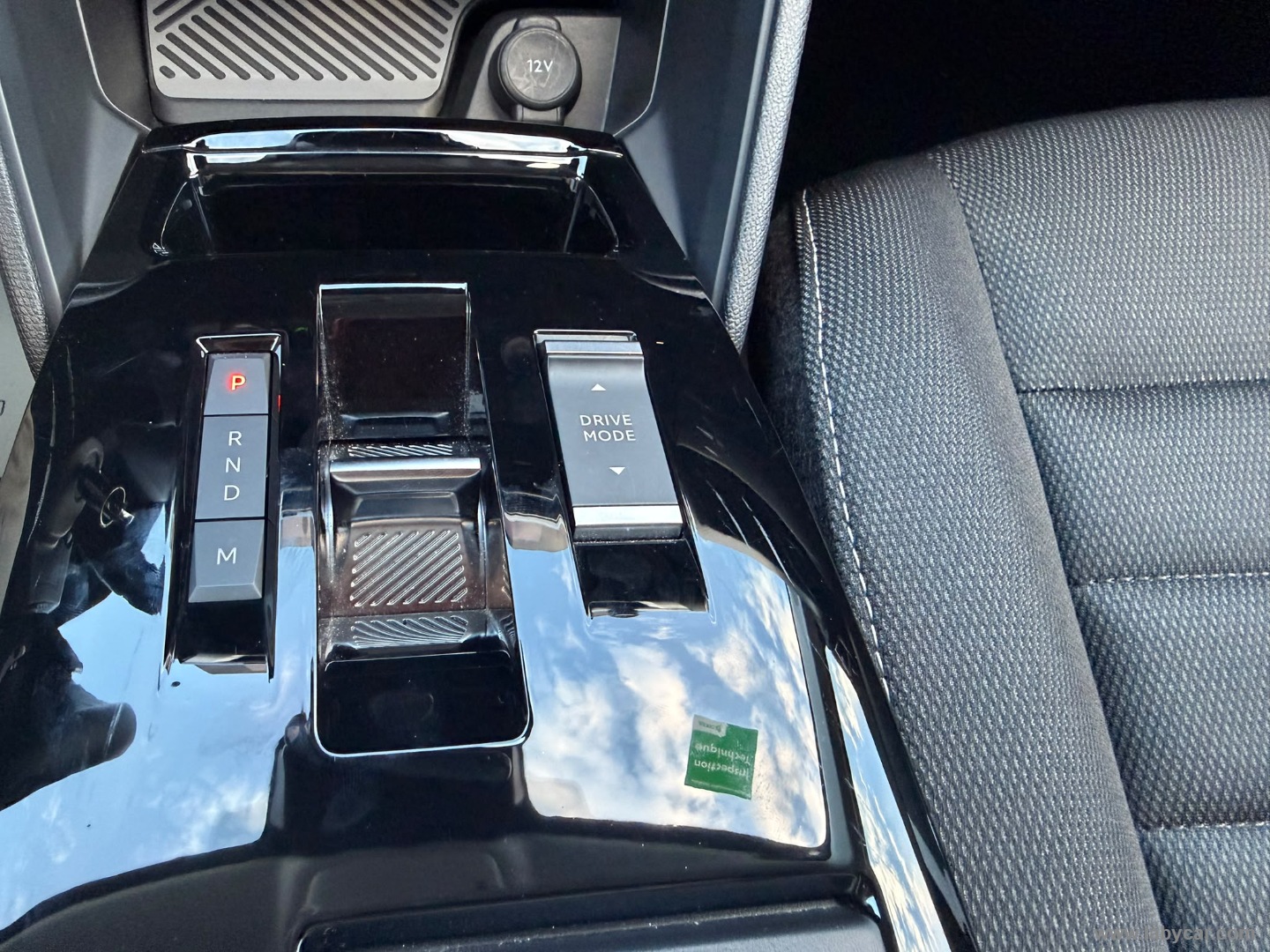 Citroën C4 Hybrid 145 e-DCS6 Plus - Immagine 21