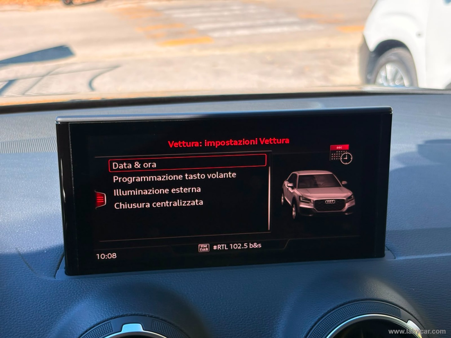 Audi Q2 30 TDI S tronic Admired - Immagine 21