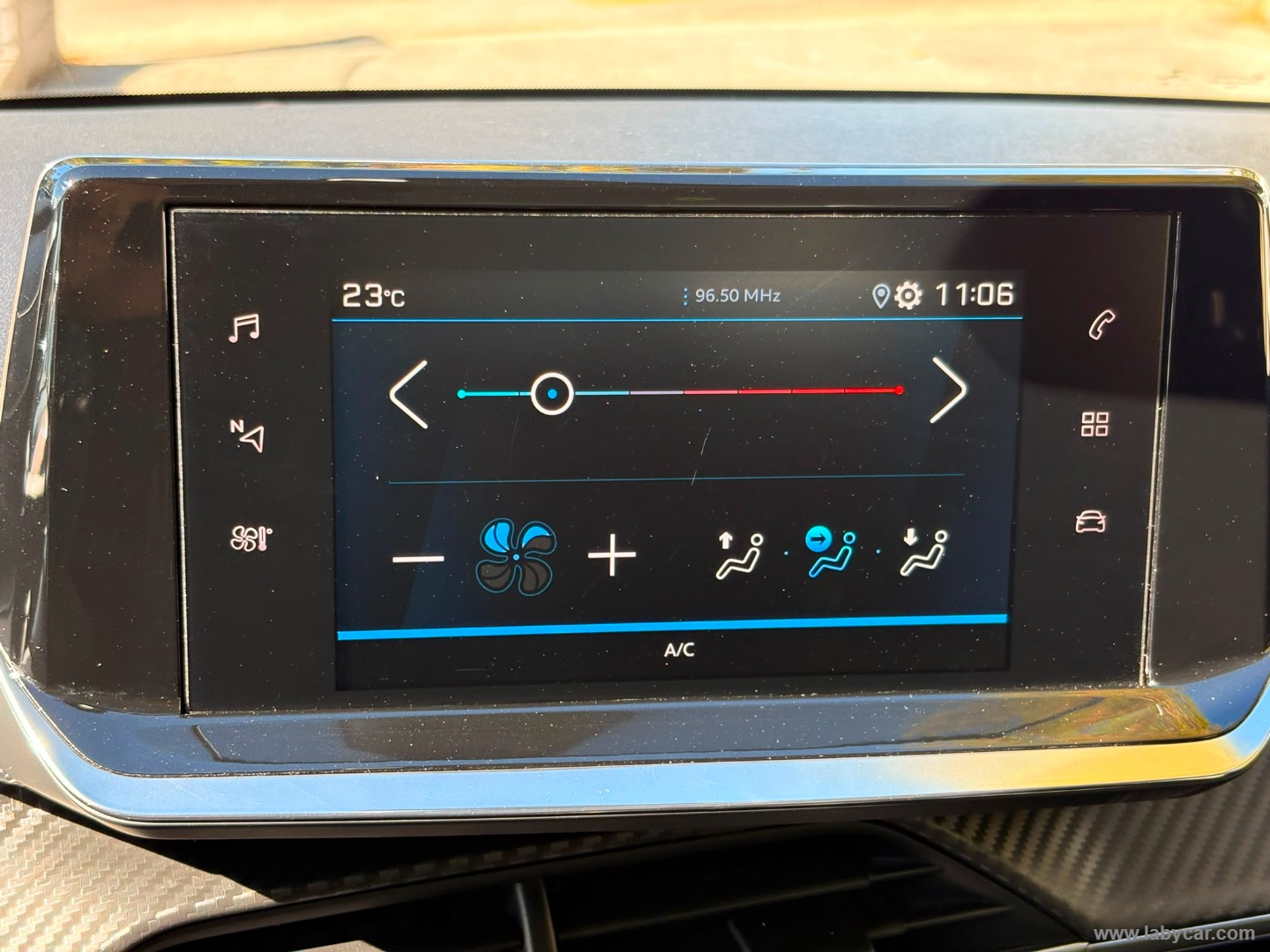 Peugeot 208 BlueHDi 100 S&S 5p. Active - Immagine 21