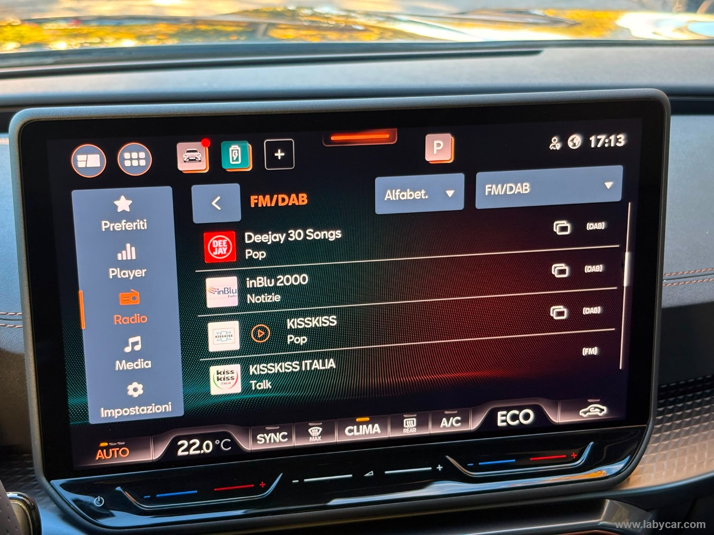 CUPRA Formentor 1.5 e-Hybrid DSG - Immagine 21