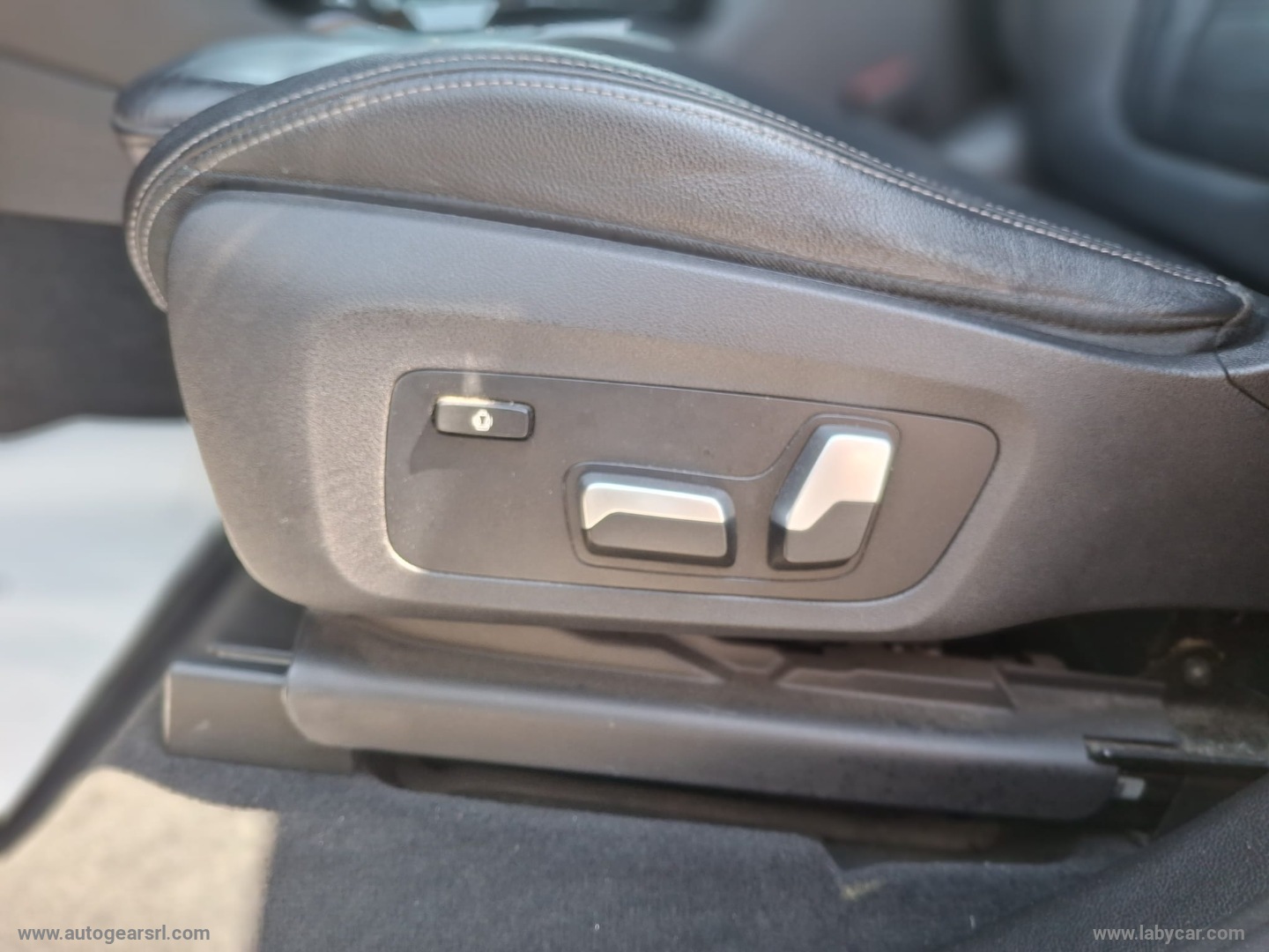 X3 xDrive30e - immagine 21
