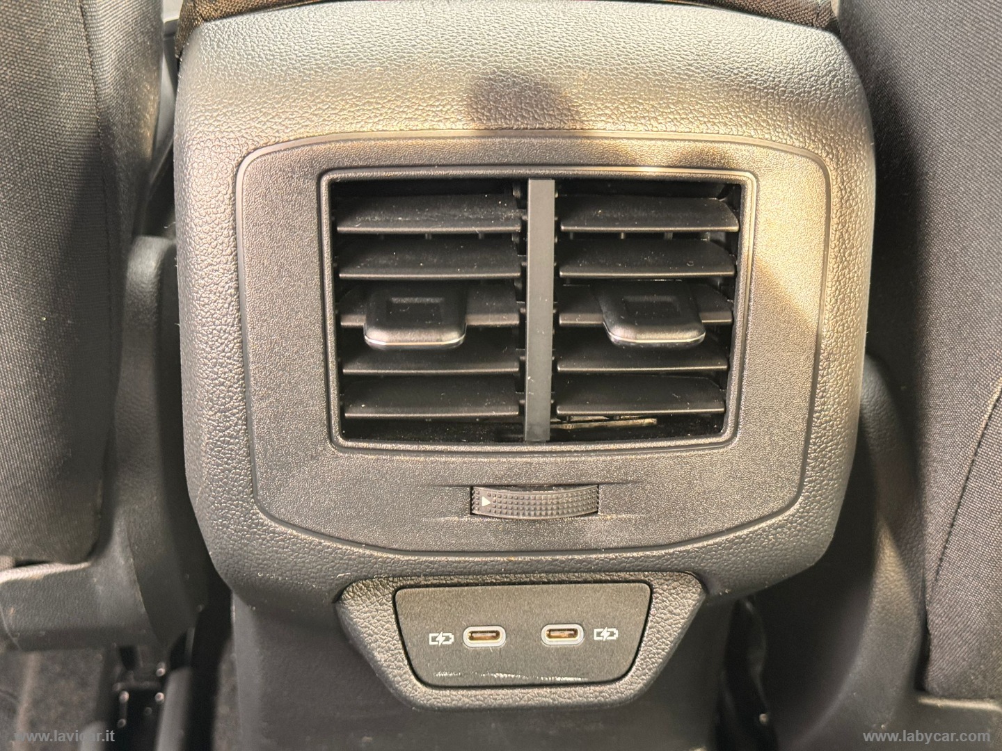 T-Roc 2.0 TDI SCR Style - immagine 21