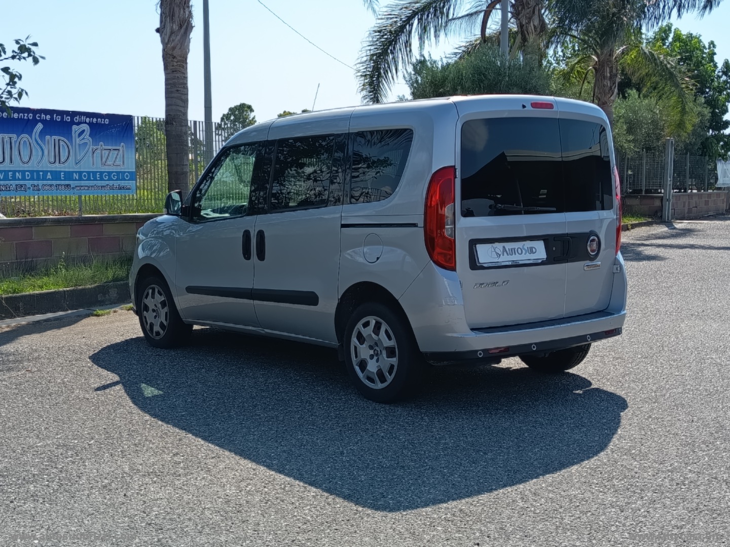 Doblò 1.6 MJT 105CV PC Combi N1 Lounge AUTOCARRO 5 POSTI - immagine 21