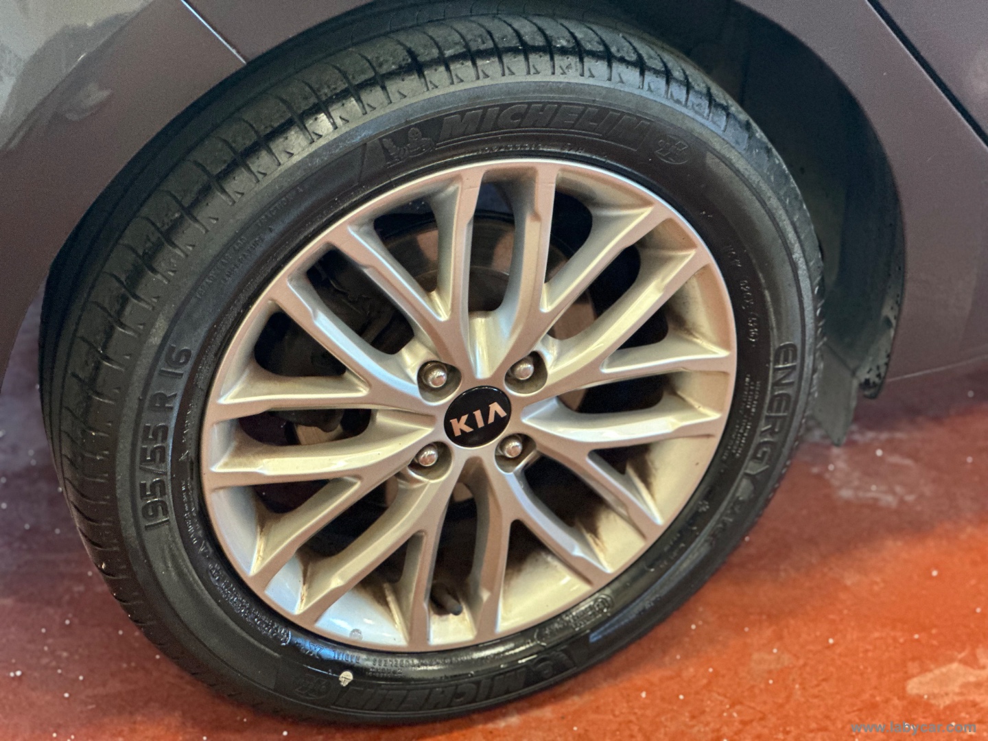 Rio 1.0 T-GDi 12V Evolution - immagine 21
