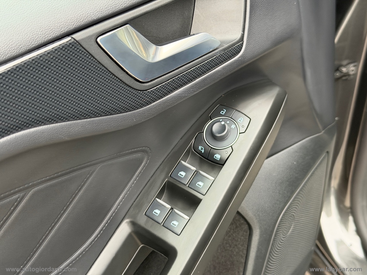 Focus 1.0 EcoBoost Hybr.125 5p.ST LINE SYNC 4 NAVIGATION TOUCH 13.2 - immagine 21