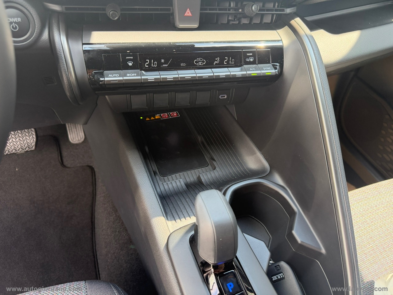 C-HR 1.8 HV Trend - immagine 21