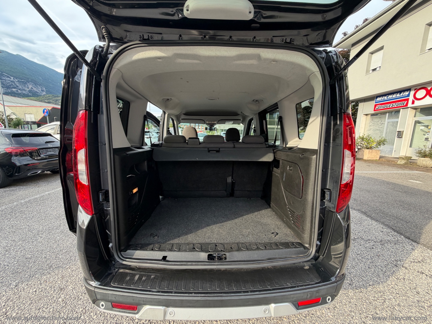 Doblò 1.6 MJT 120 CV Trekking - immagine 21