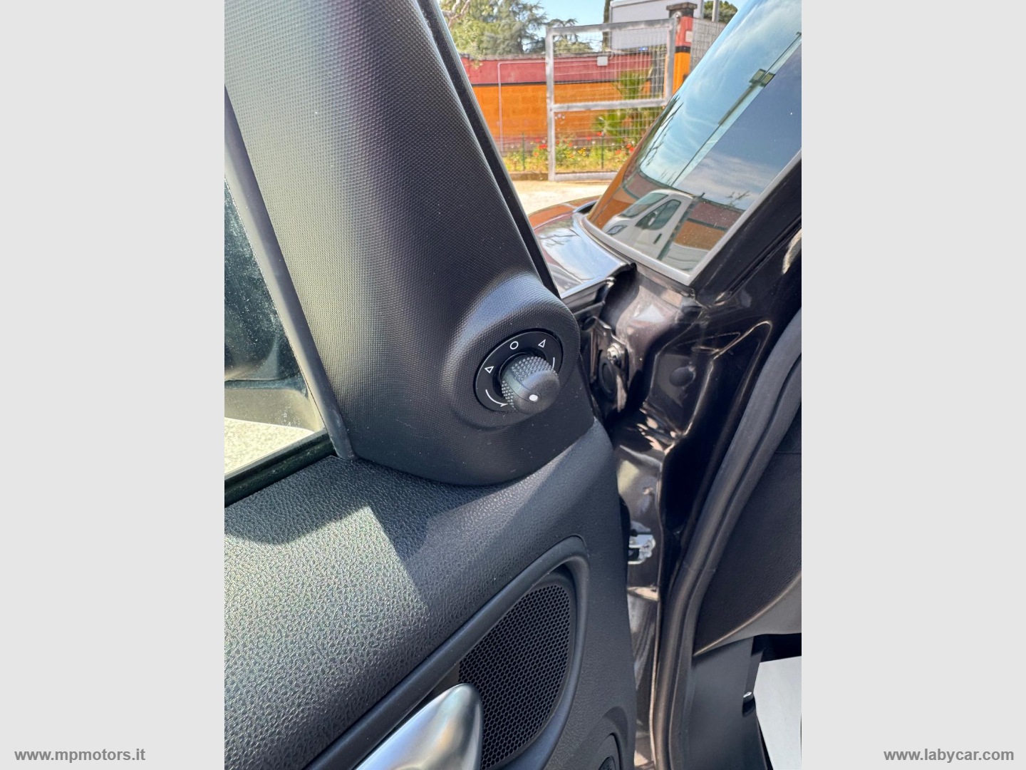 500L CONNECT 1.3 MJ 95 CV - immagine 21