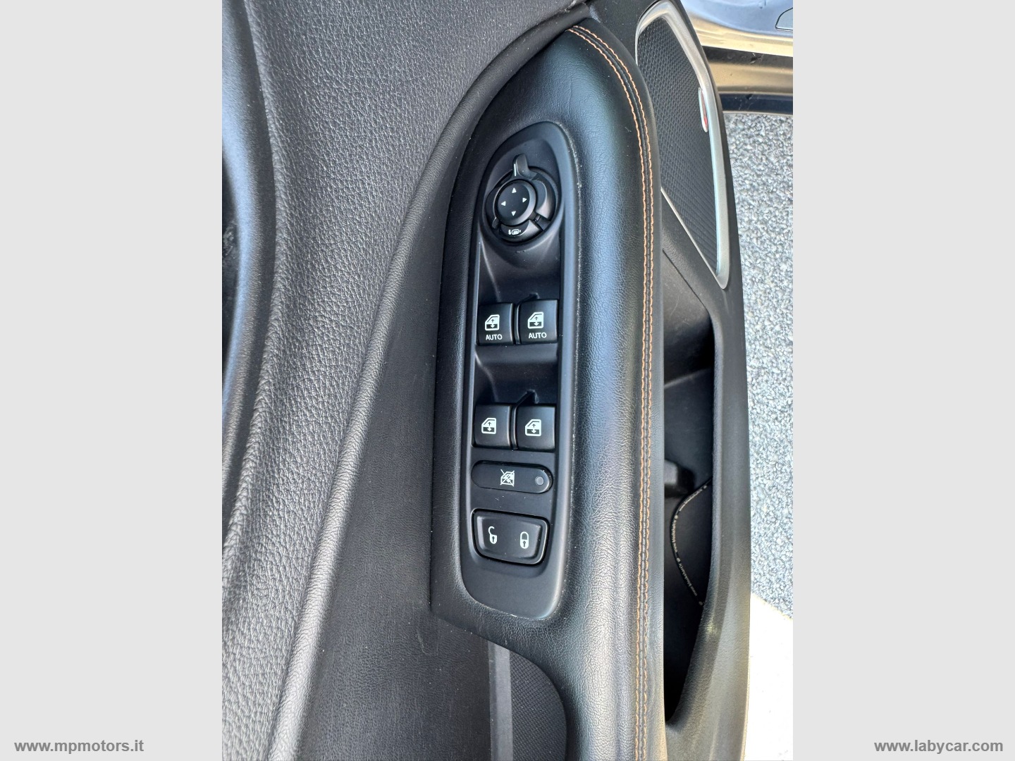 COMPASS LIMITED 4X4 2.0 MJ 140CV AUTOMATICA - immagine 21