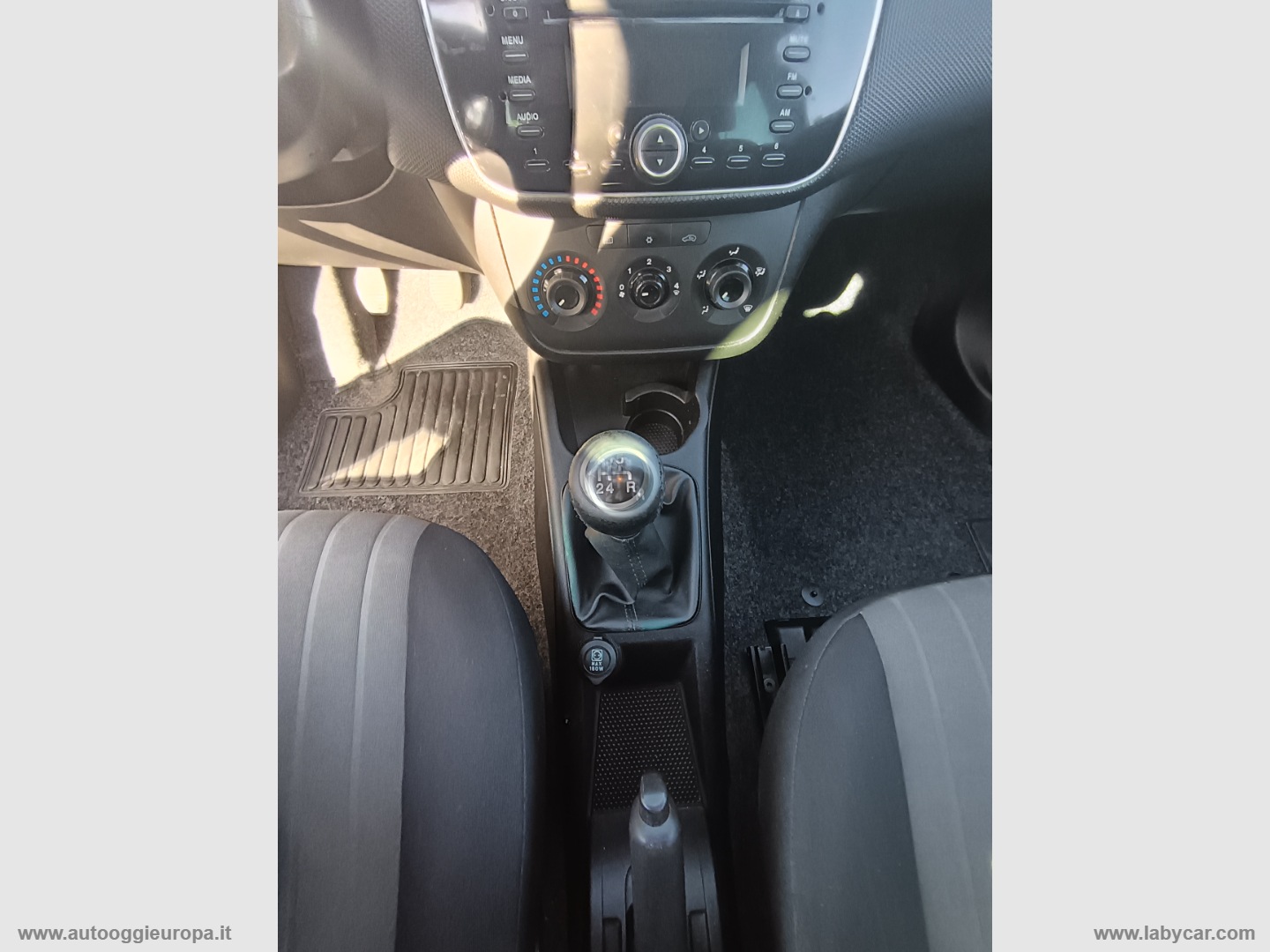 Punto 1.4 8V 5p. Easypower Lounge - immagine 21